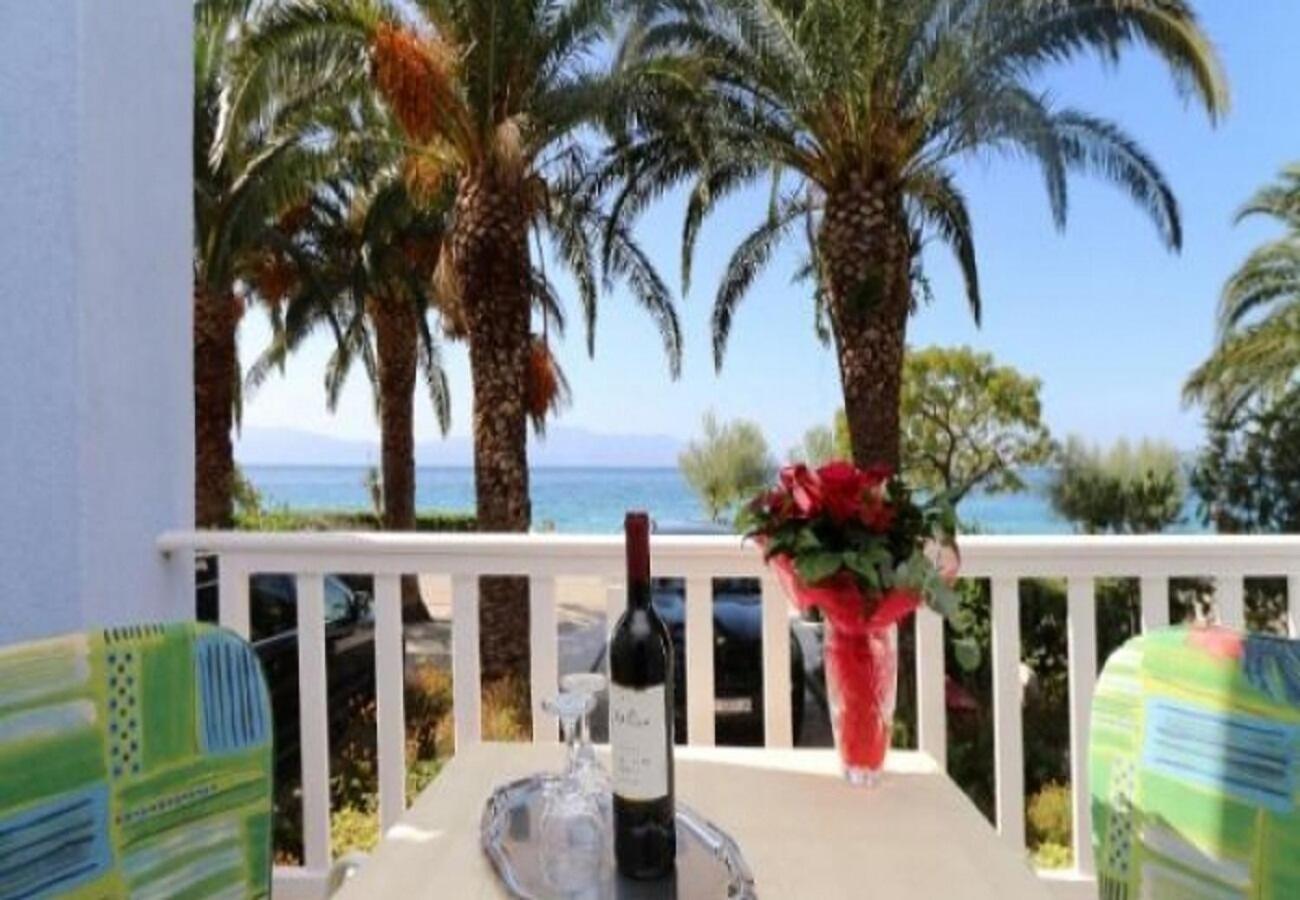 זאוסטרוג Apartments And Rooms Tomo 1 - At The Beach מראה חיצוני תמונה