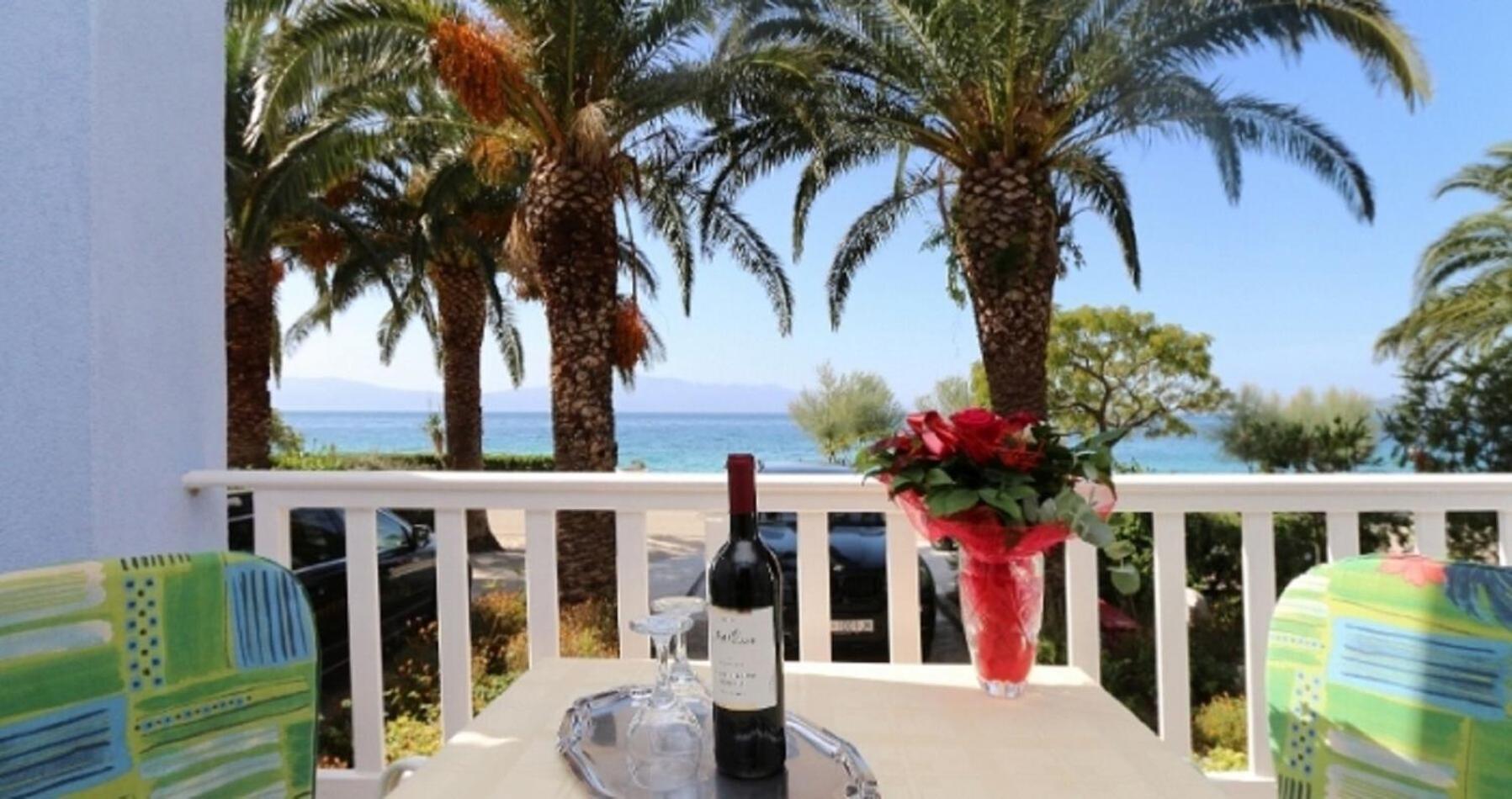 זאוסטרוג Apartments And Rooms Tomo 1 - At The Beach מראה חיצוני תמונה