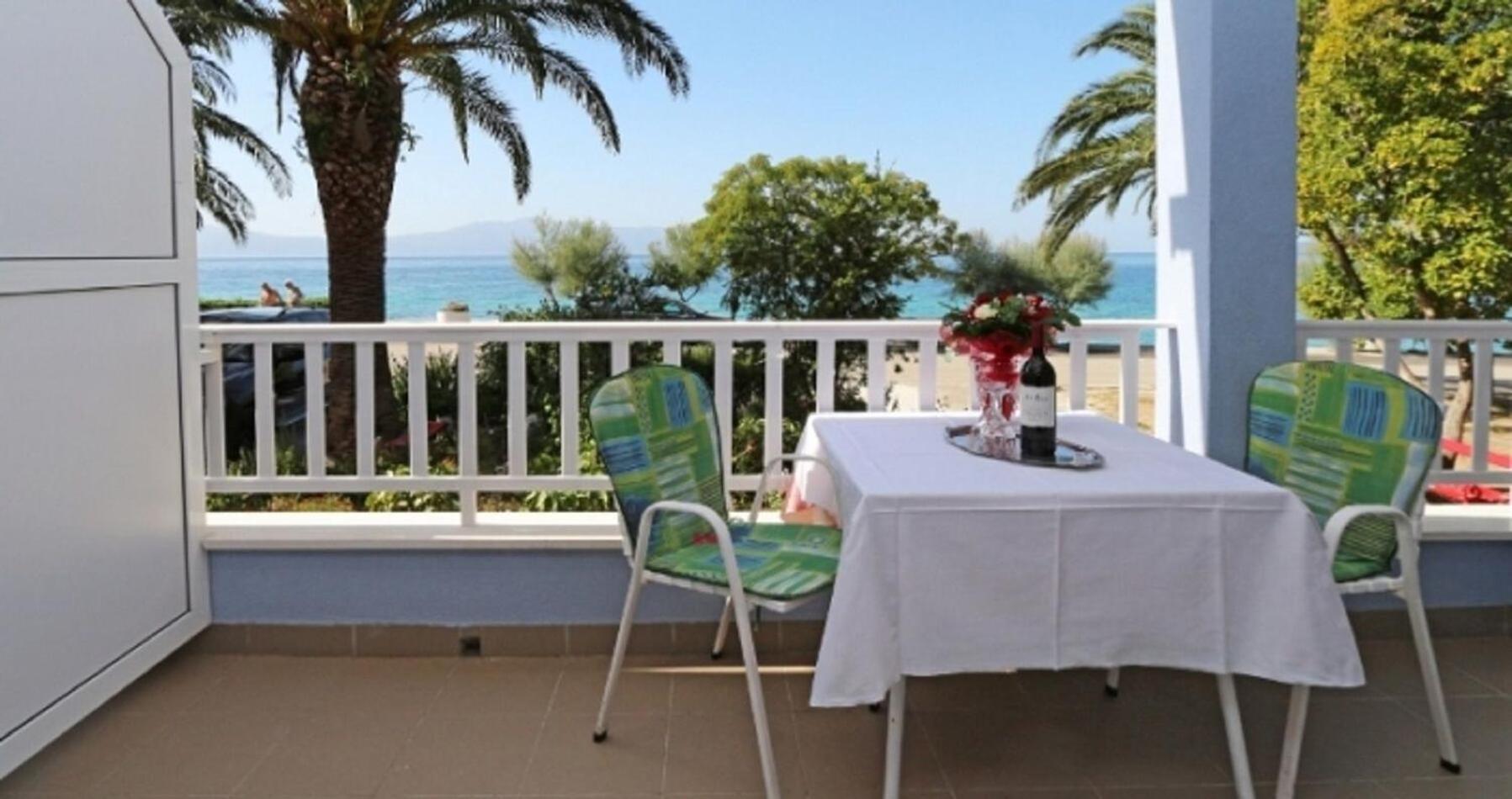 זאוסטרוג Apartments And Rooms Tomo 1 - At The Beach מראה חיצוני תמונה
